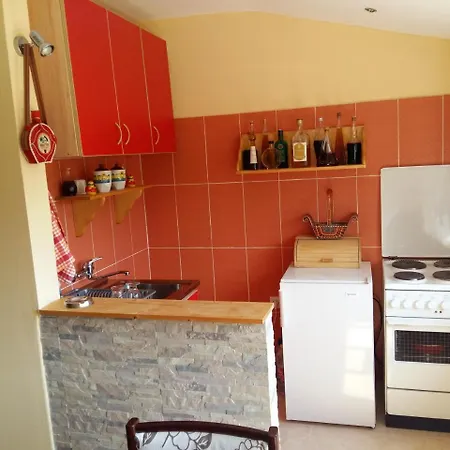 Üdülőpark Apartman Bogojevic *
